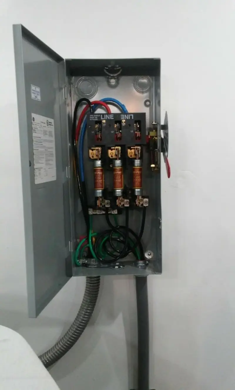 Three-phase disconnect switch installed for Smoke Detector Installation in Lucerne Valley